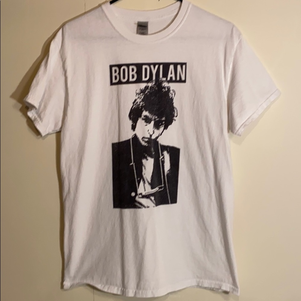 Bob Dylan b/w tee harmonica